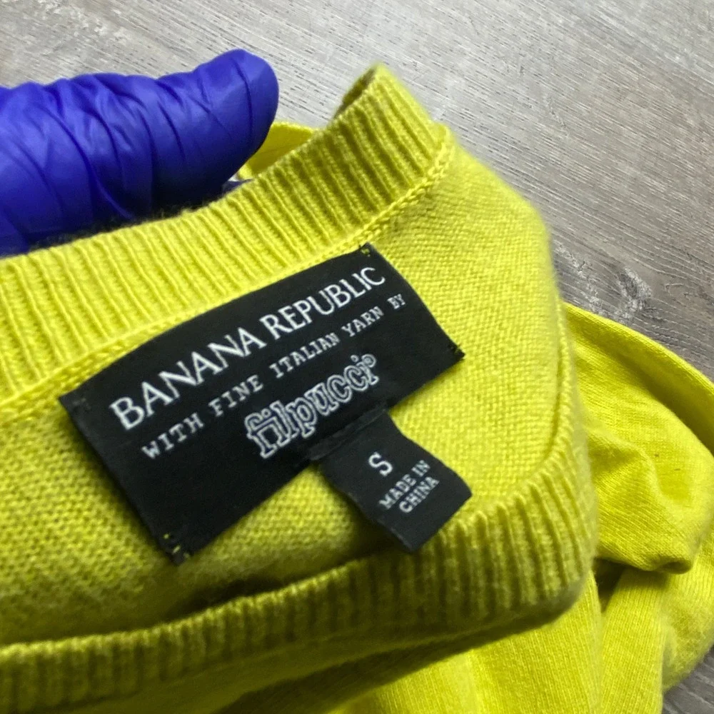 Banana‎ Republic Sweater Mens S Yellow Merino Wool Cashmere Blend Crewneck Knit